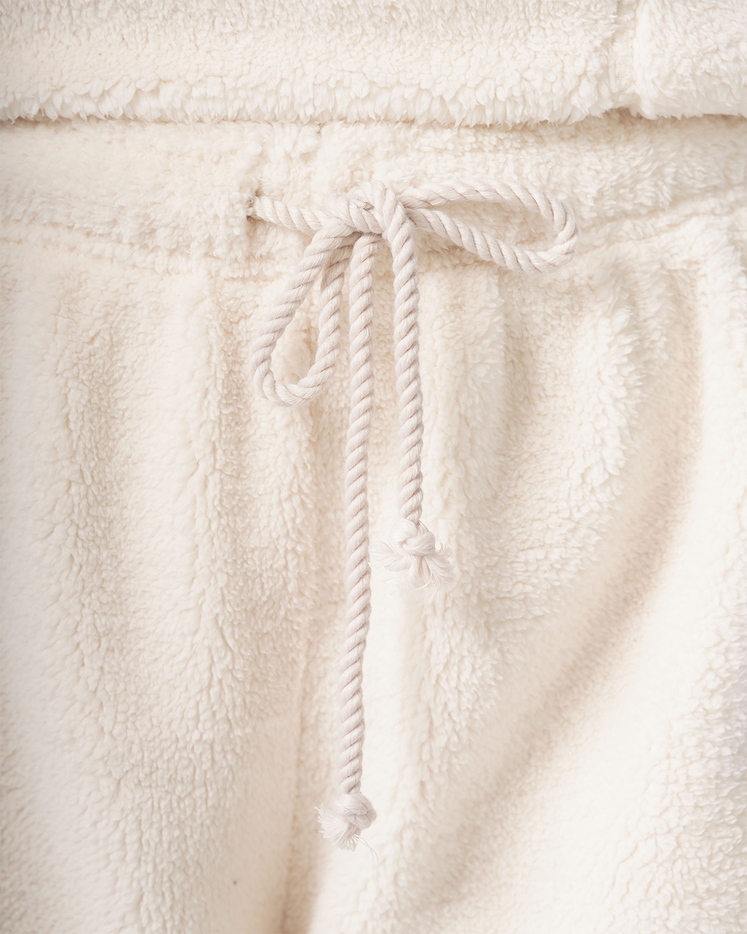 طقم  بسوستة أحضان الدبدوب