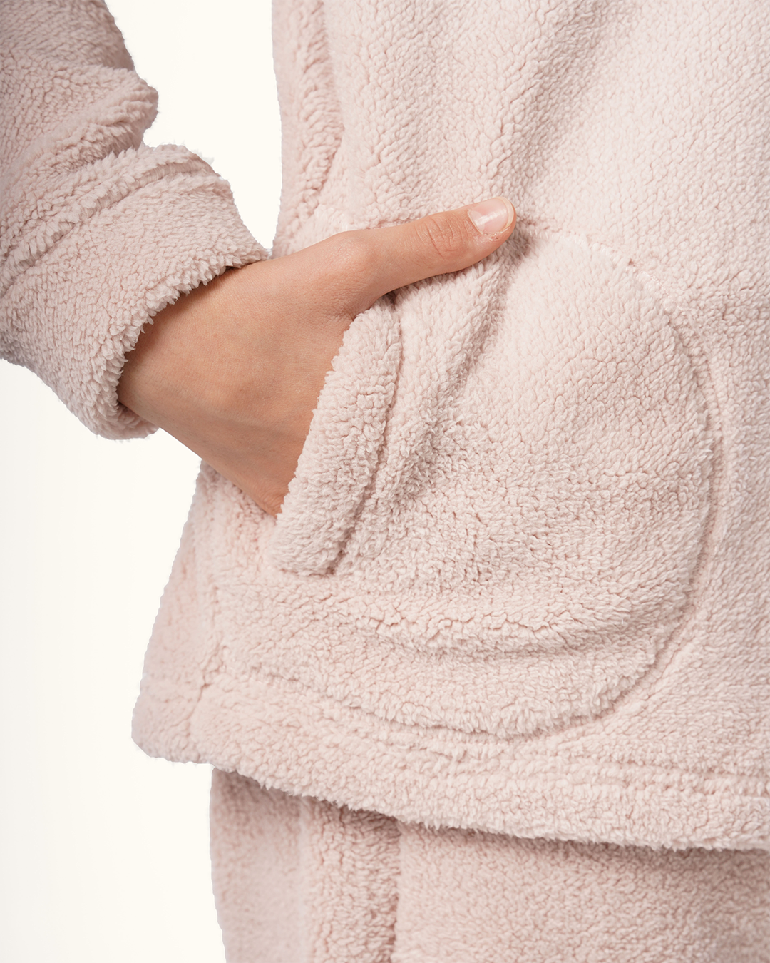 طقم  بسوستة أحضان الدبدوب