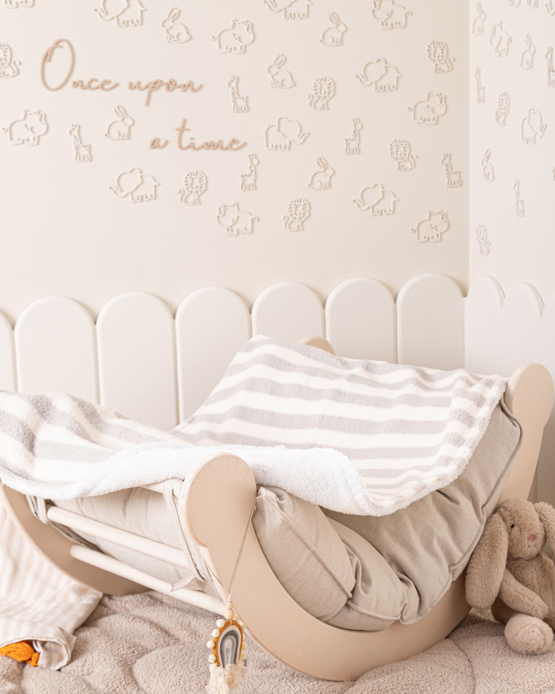 بطانية بيبى مخططة