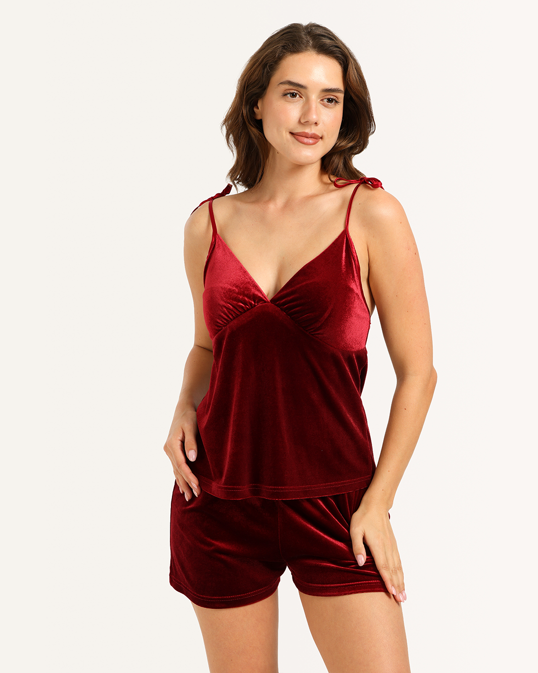 بيجاما  لانجيري بحماله بتتربط و شورت