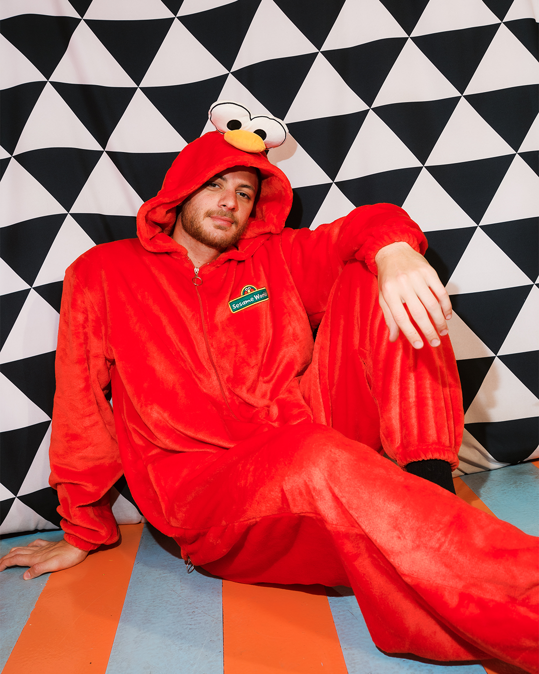 سالوبيت شخصية أيلمو من عالم سمسم