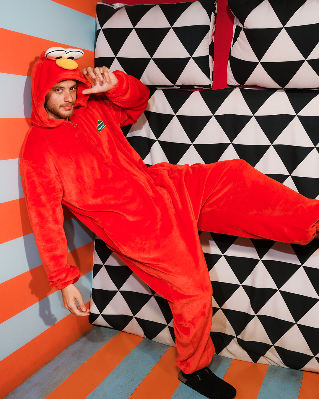 سالوبيت شخصية أيلمو من عالم سمسم