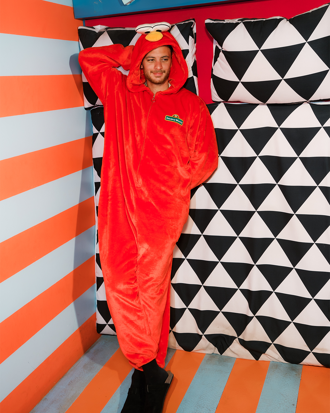 سالوبيت شخصية أيلمو من عالم سمسم