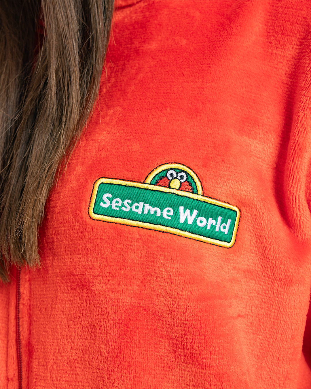 سالوبيت شخصية أيلمو من عالم سمسم