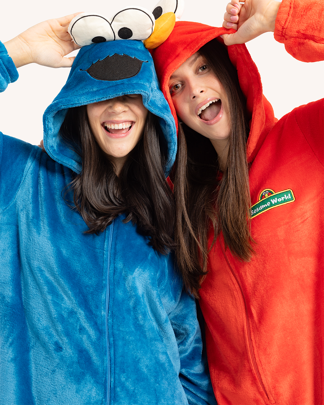 سالوبيت شخصية أيلمو من عالم سمسم