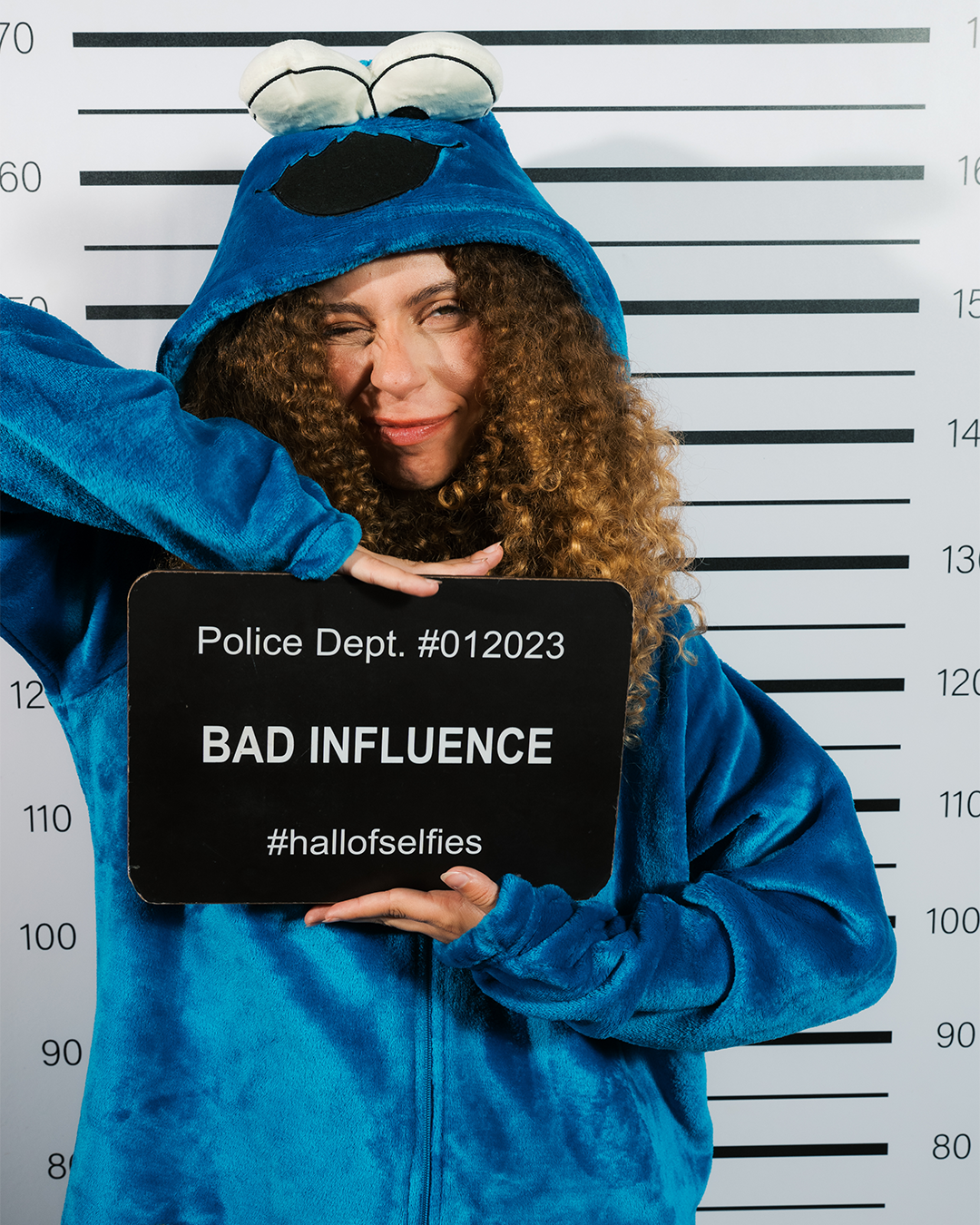 سالوبيت شخصية وحش الكعك من عالم سمسم