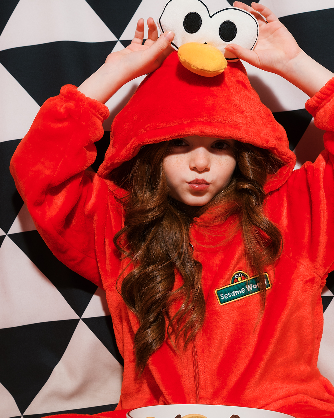 سالوبيت شخصية أيلمو من عالم سمسم