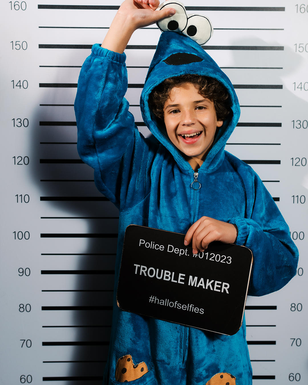 سالوبيت شخصية وحش الكعك من عالم سمسم