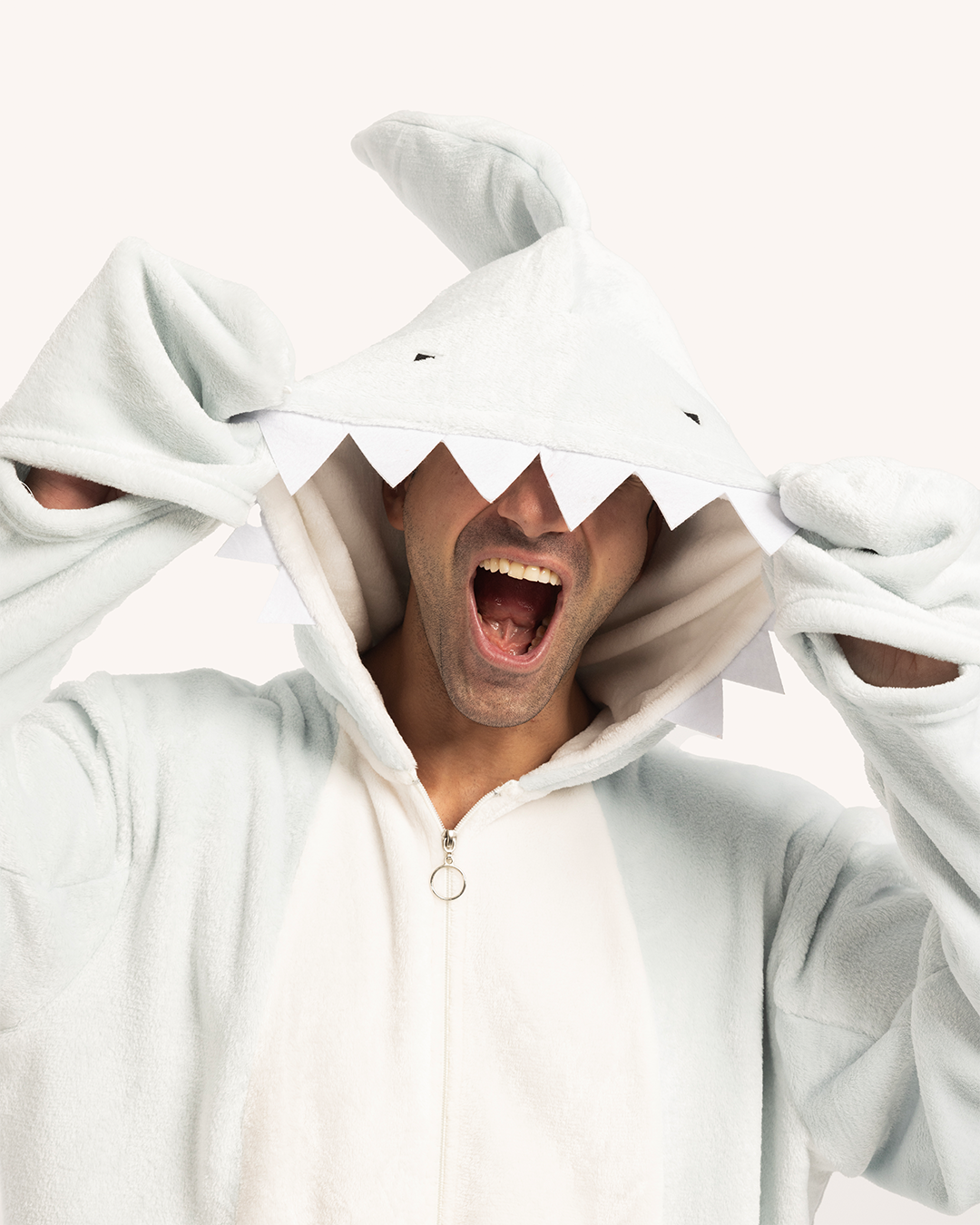 سالوبيت على شكل قرش