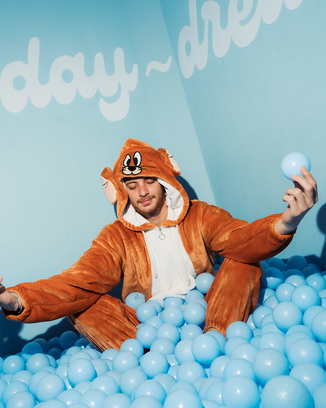 سالوبيت للكبار علي شكل جيري الفار