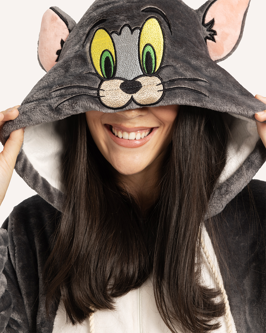 سالوبيت للكبار علي شكل توم القط