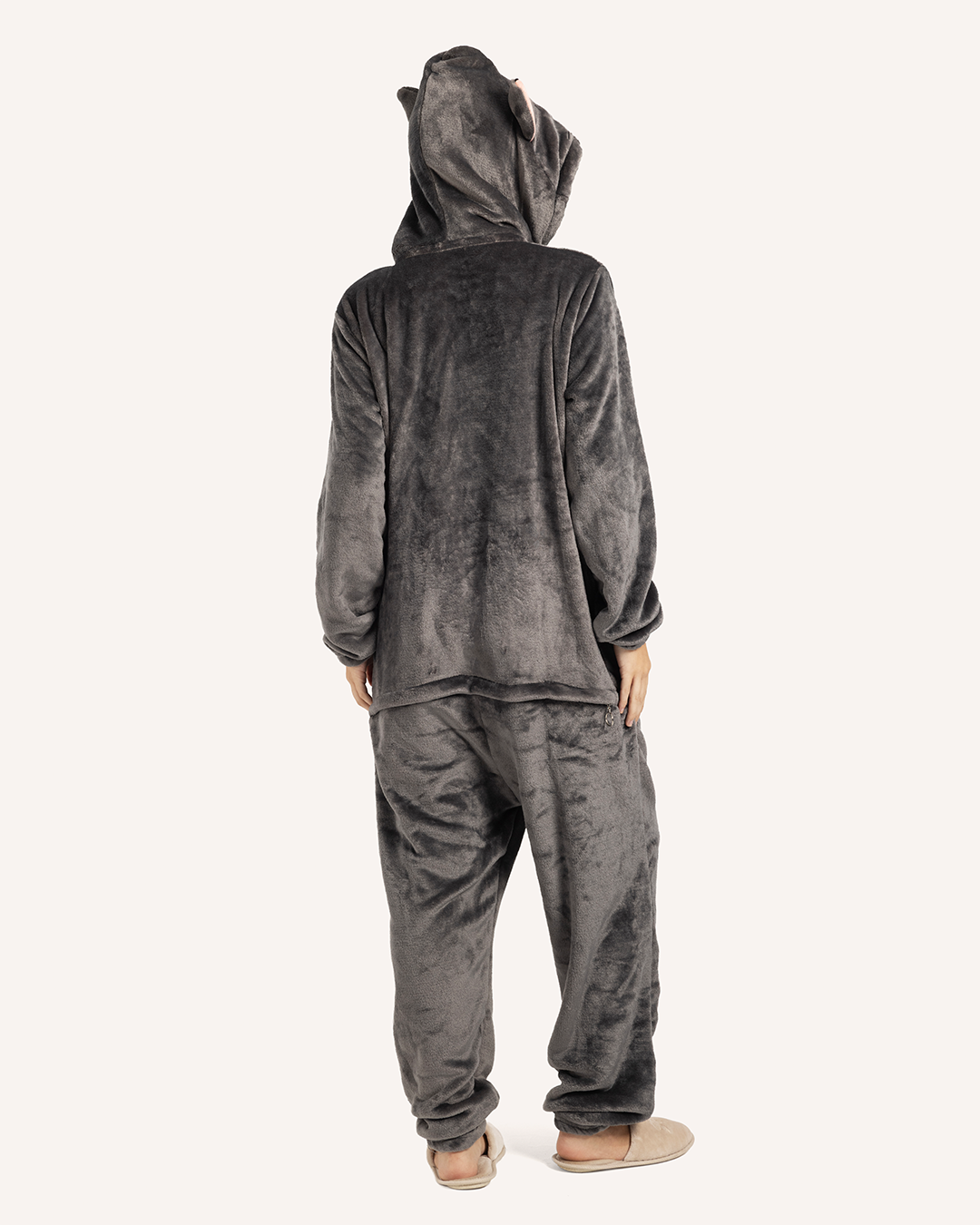 سالوبيت للكبار علي شكل توم القط