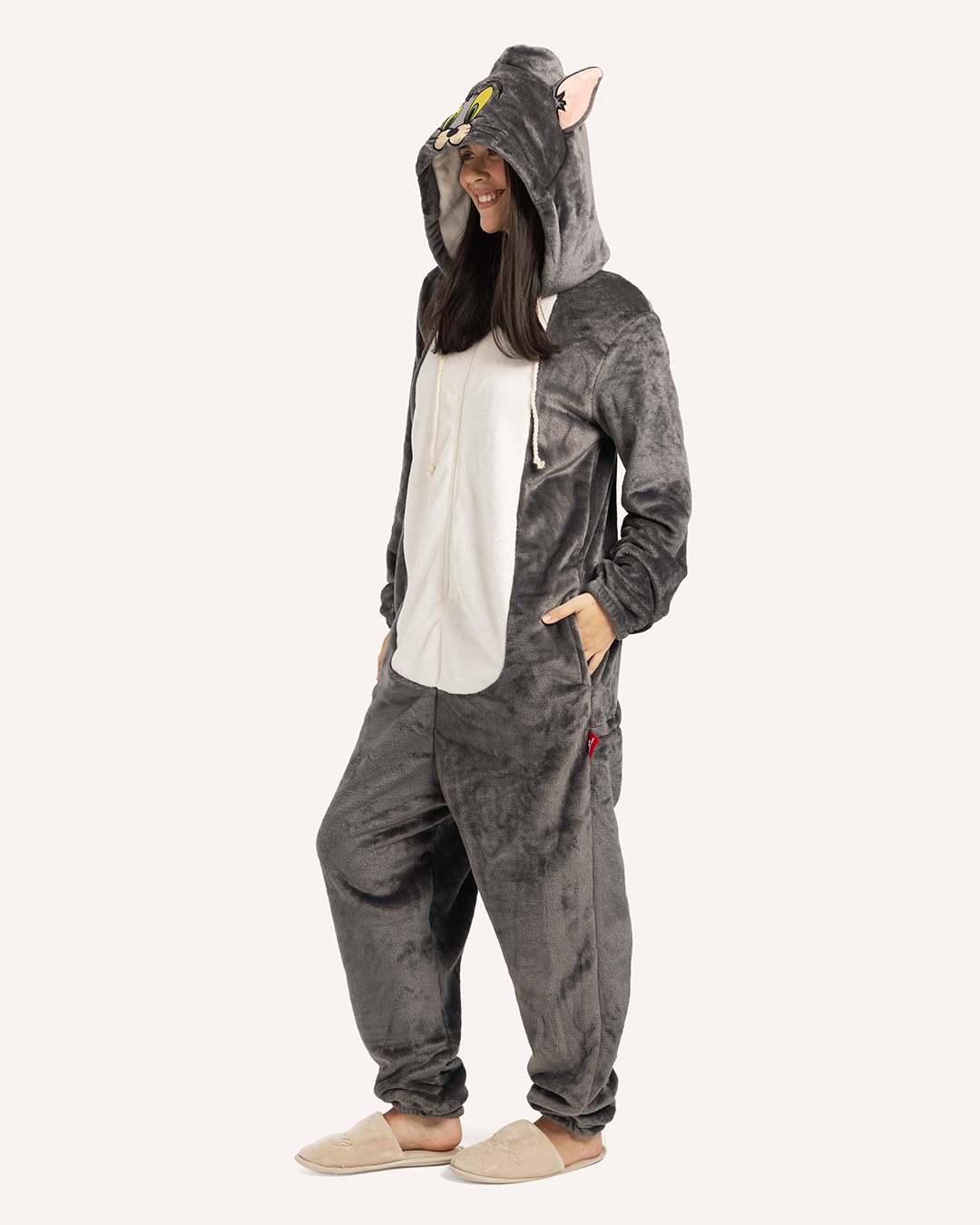 سالوبيت للكبار علي شكل توم القط