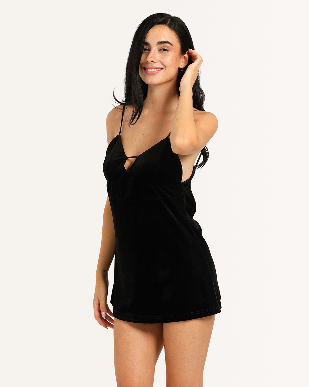 قميص نوم  بقصات