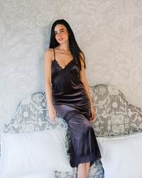 قميص نوم مع دانتيل