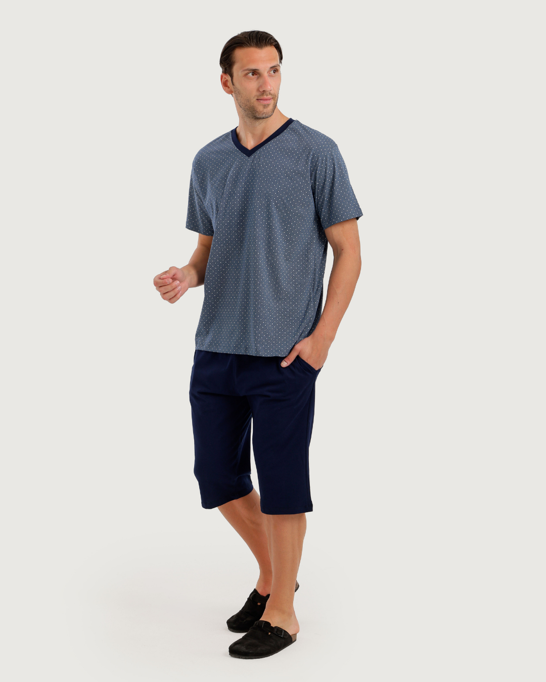 Men's Short Sleeve Pajamas with Capri Pants