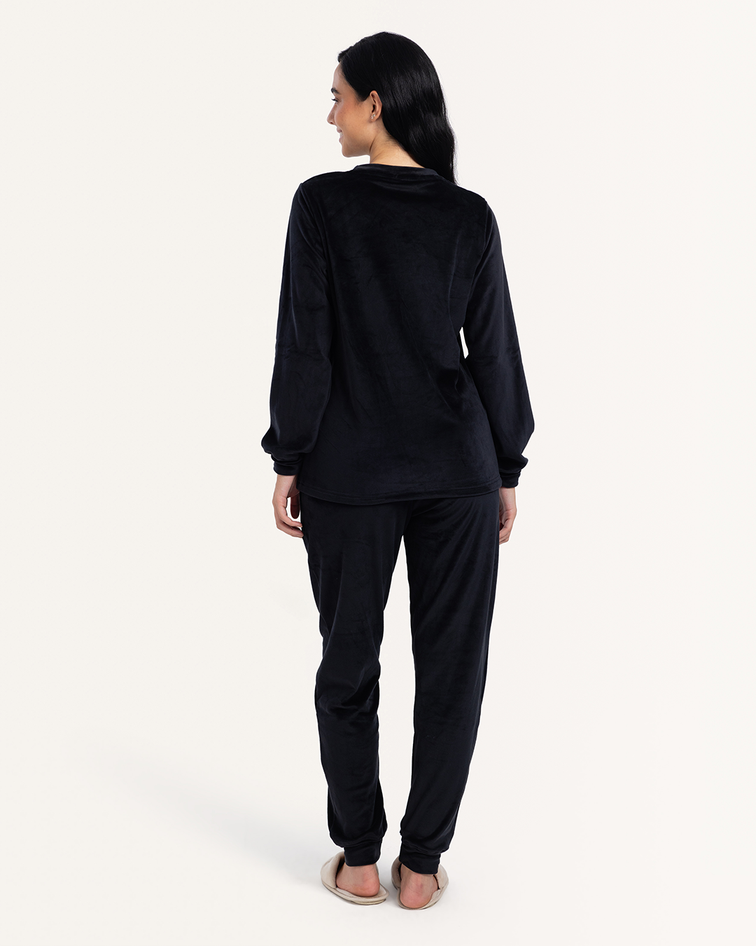 بيجاما قطيفه دبدوب