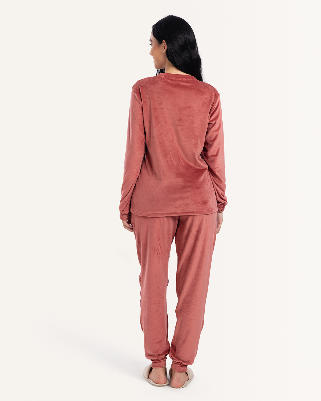 بيجاما قطيفه دبدوب