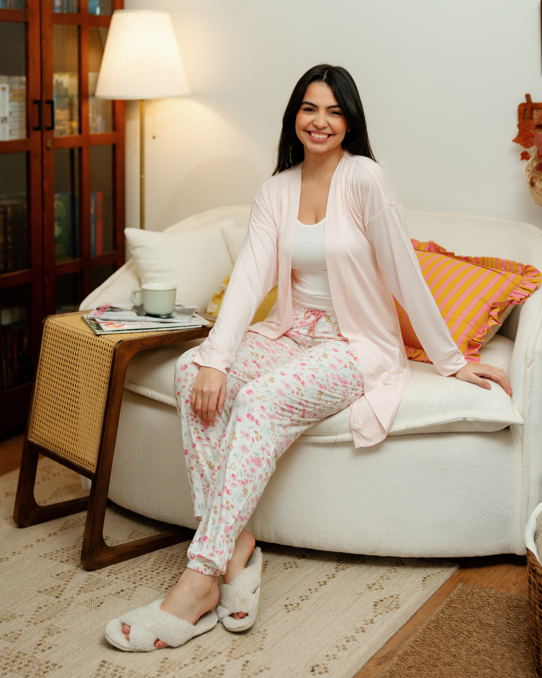 بيجاما حريمي 3 قطع ورود الربييع