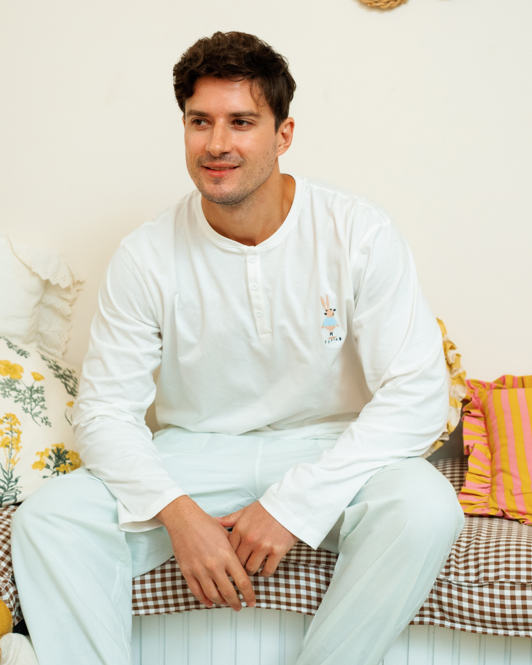 بيجاما رجالى بزراير و كُم طويل كائنات الربيع