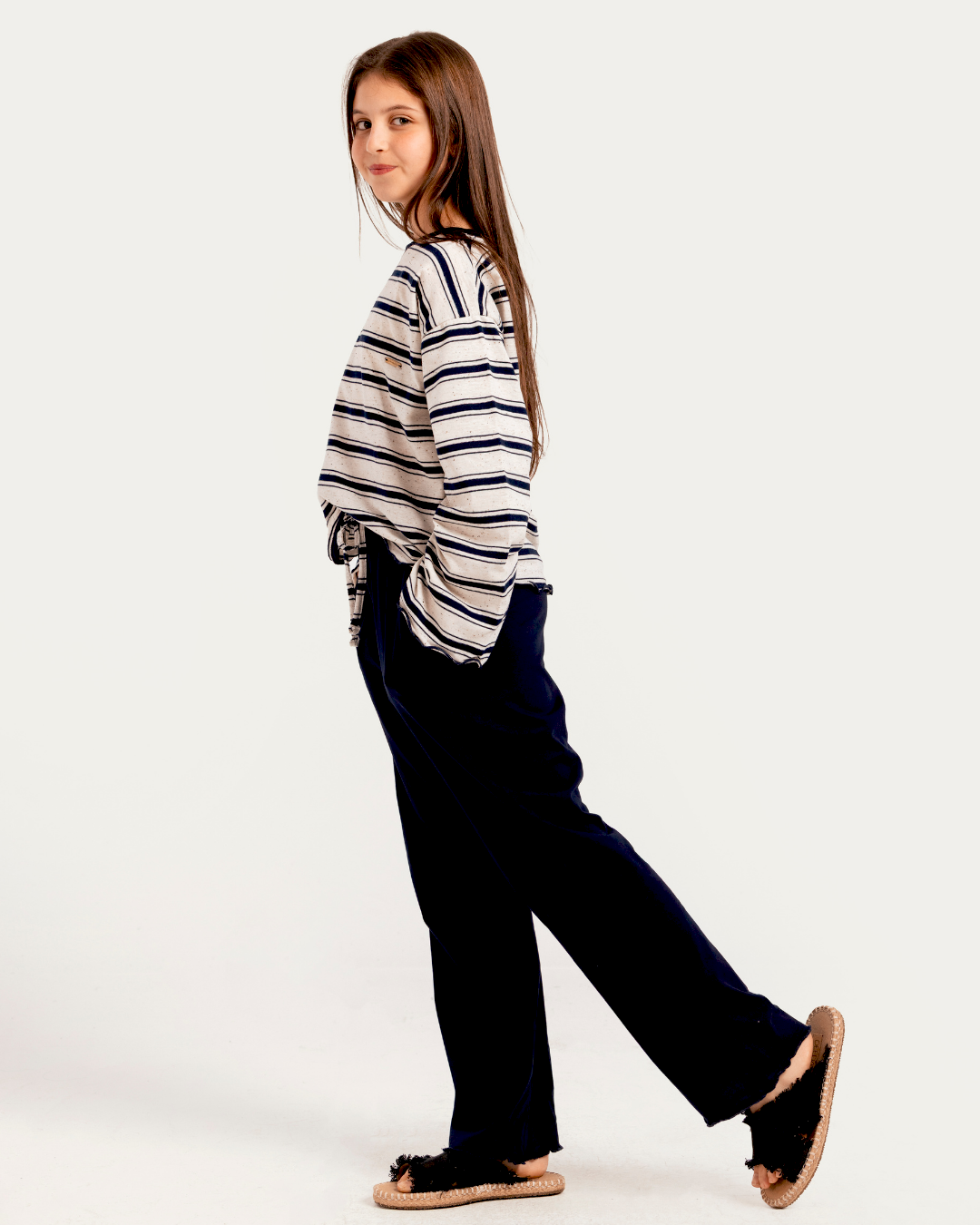 بيجاما بناتي جونيور بكم طويل واسع و بنطلون ساده