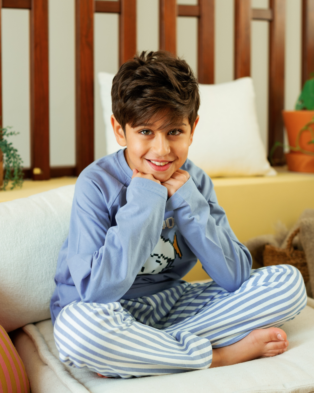Junior boys' long-sleeve pajama with striped pants