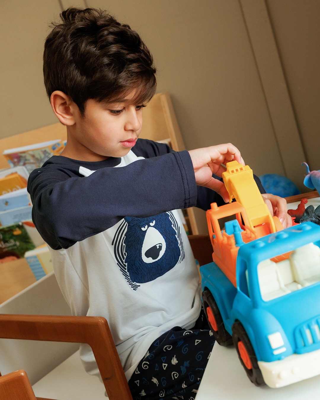 بيجاما اولادى كم رجلان  و بنطلون