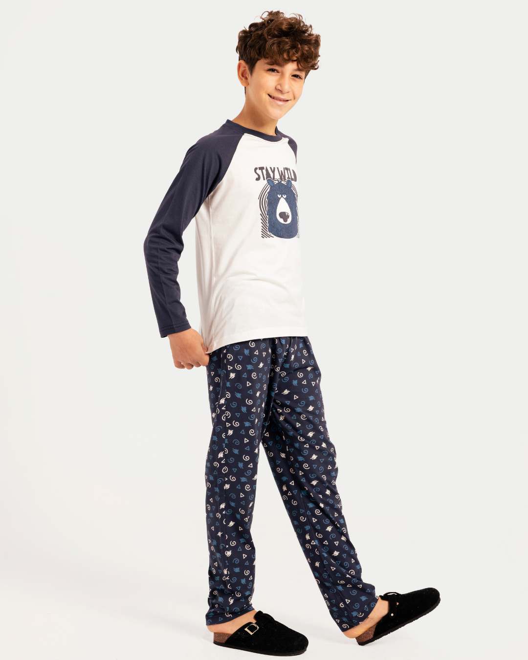 بيجاما اولادى كم رجلان  و بنطلون