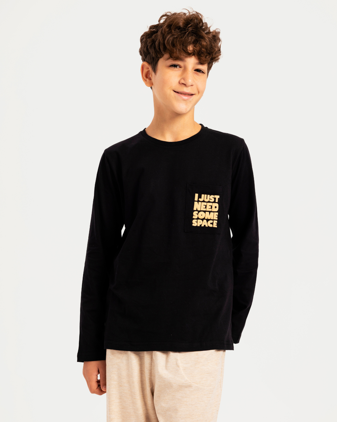 بيجاما اولادى مع طباعه على الظهر