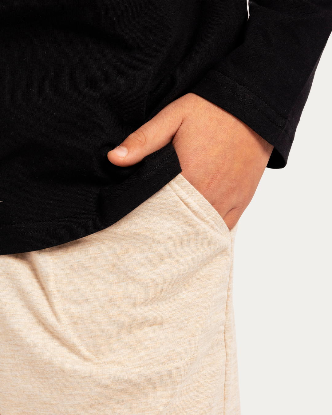 بيجاما اولادى مع طباعه على الظهر