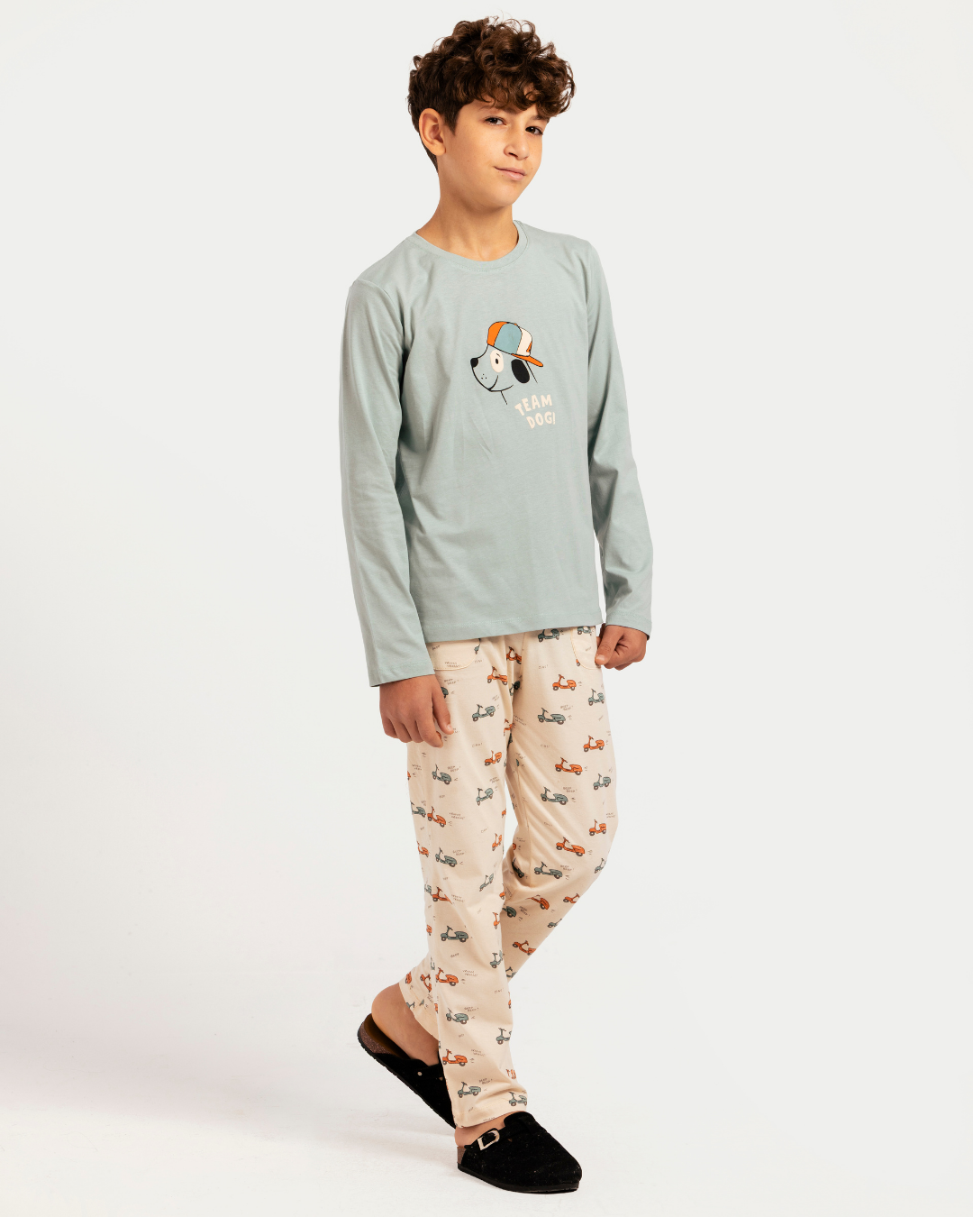 بيجاما أولادي بكُم فريق السرعة