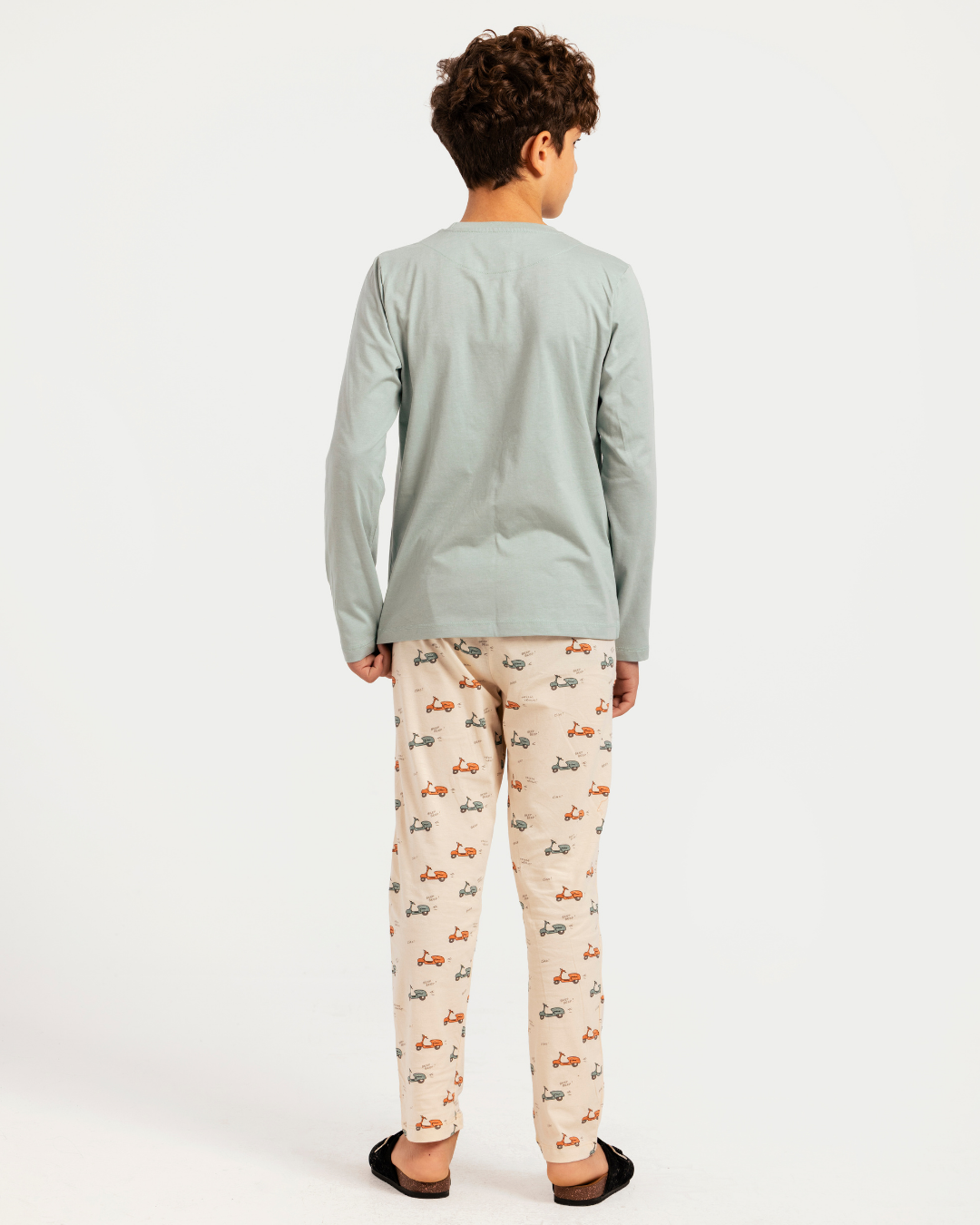 بيجاما أولادي بكُم فريق السرعة