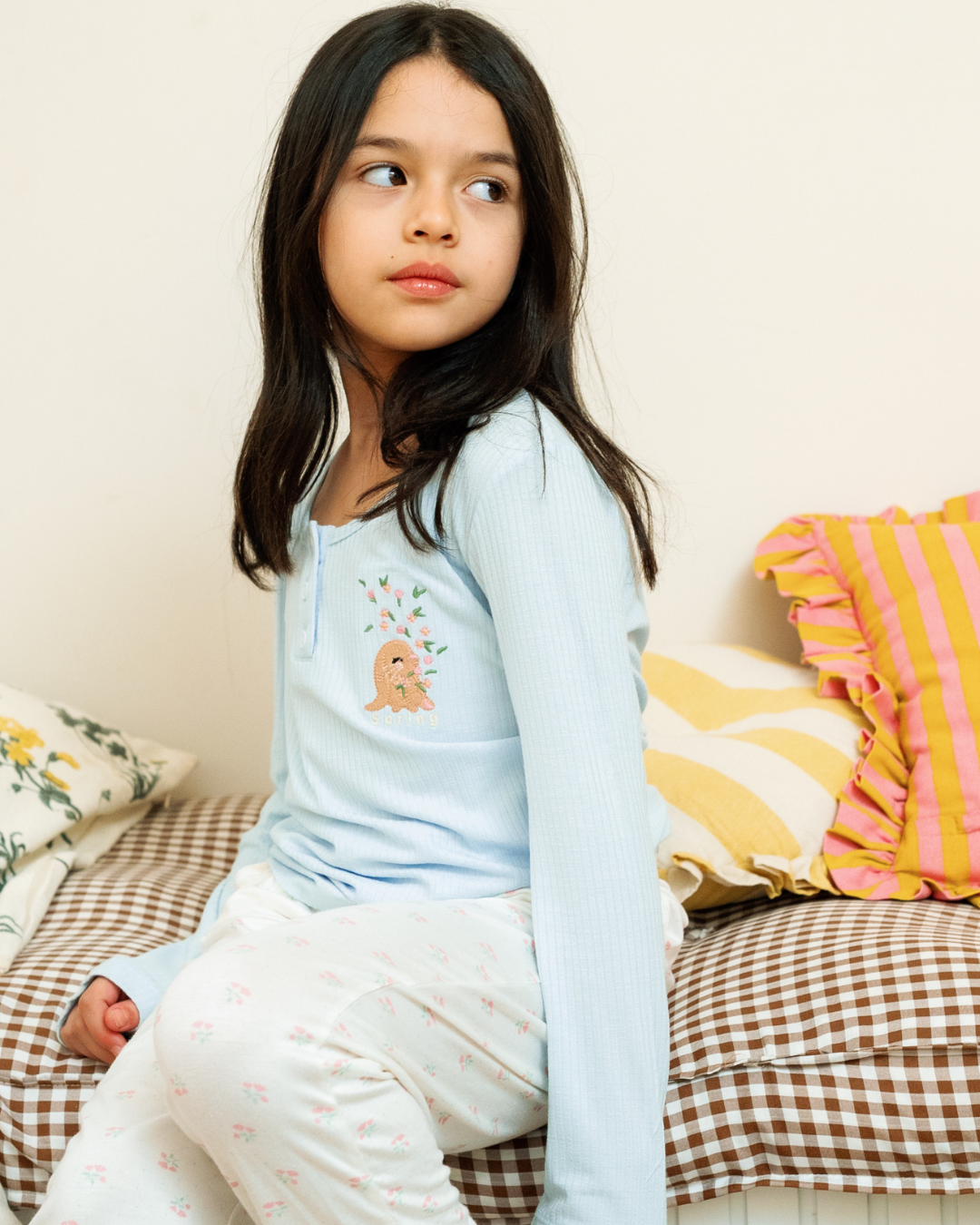 بيجاما أطفال بناتى كائنات الربيع