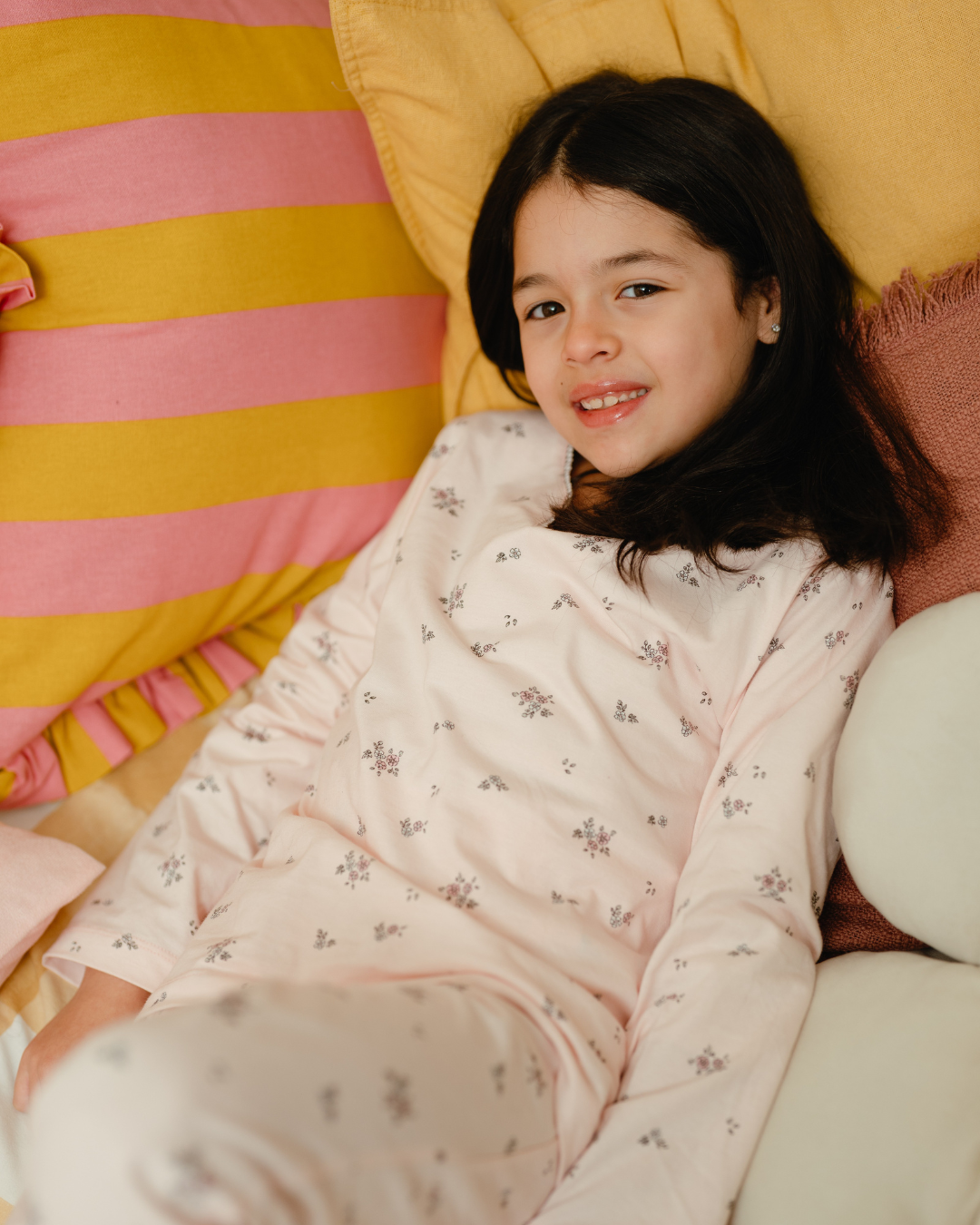 بيجاما بناتي بكُم ورود الربيع