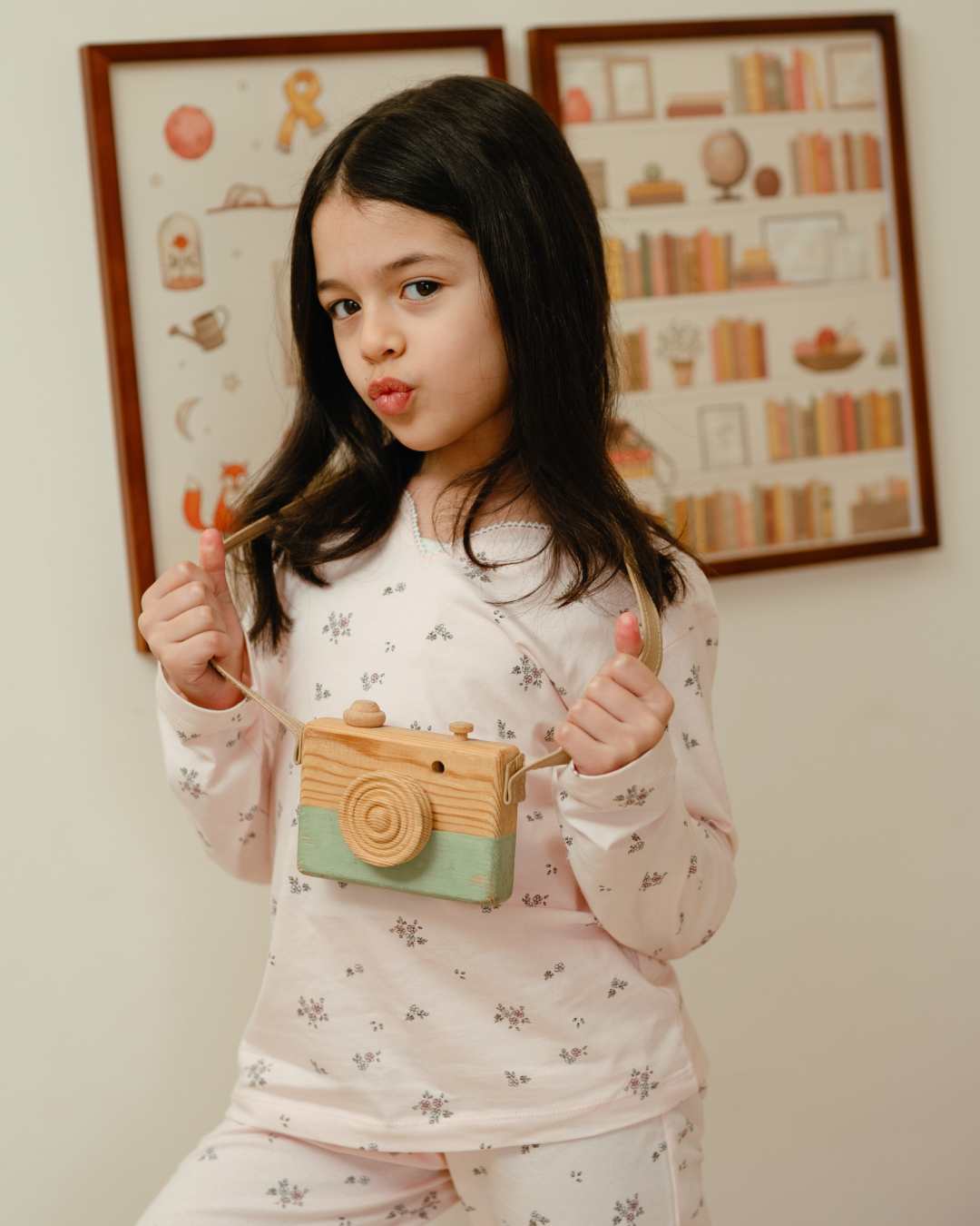 بيجاما بناتي بكُم ورود الربيع