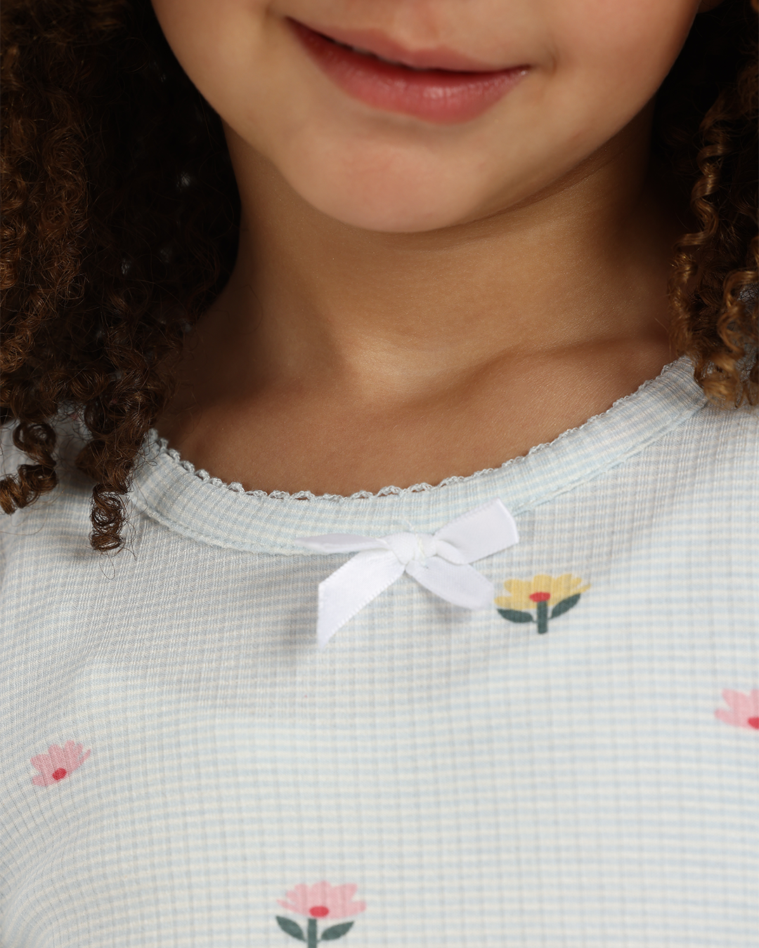 بيجاما بناتي بكم خطوط و زهور