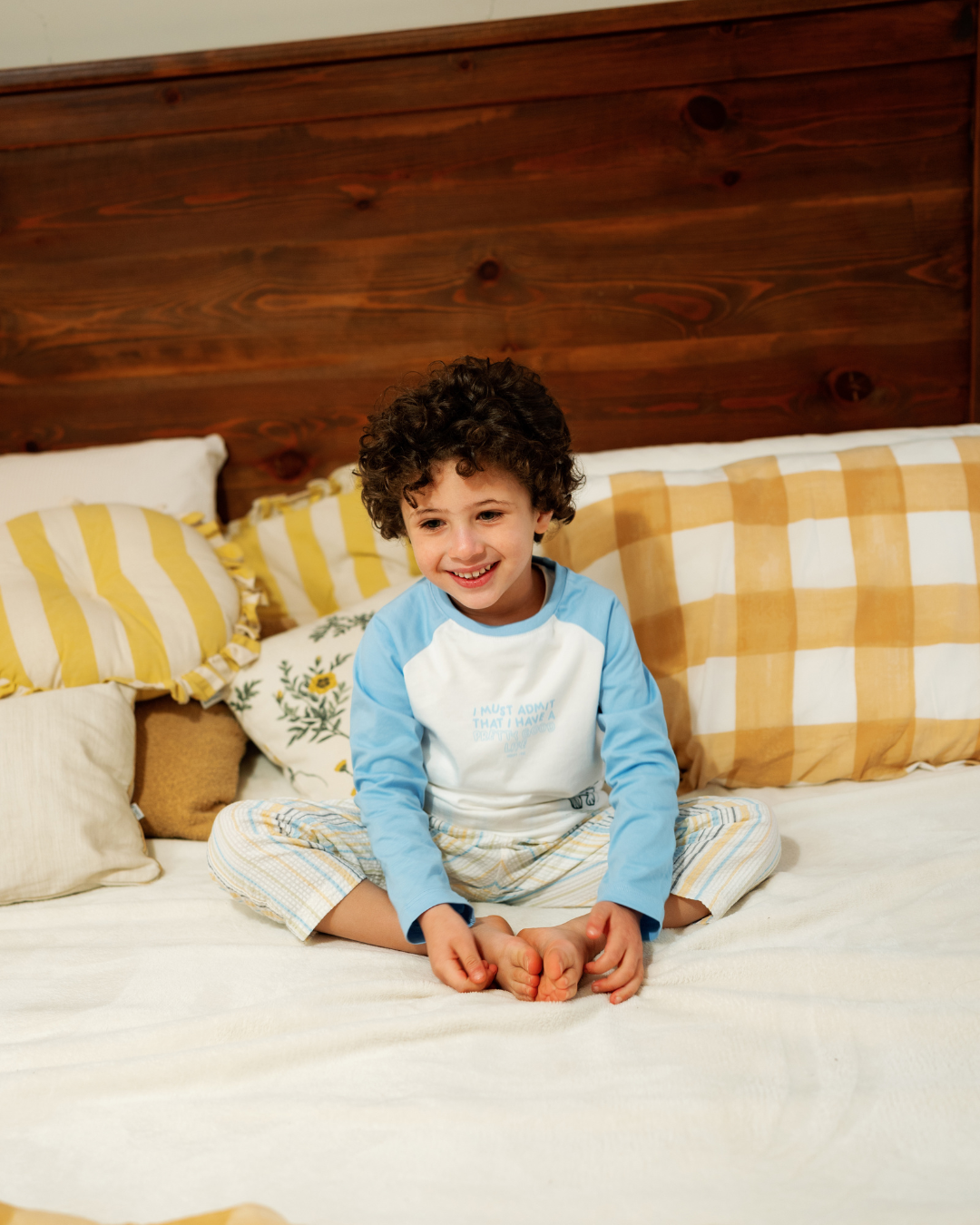 بيجاما اولادي بكم و بنطلون بخطوط باللوان الربيع