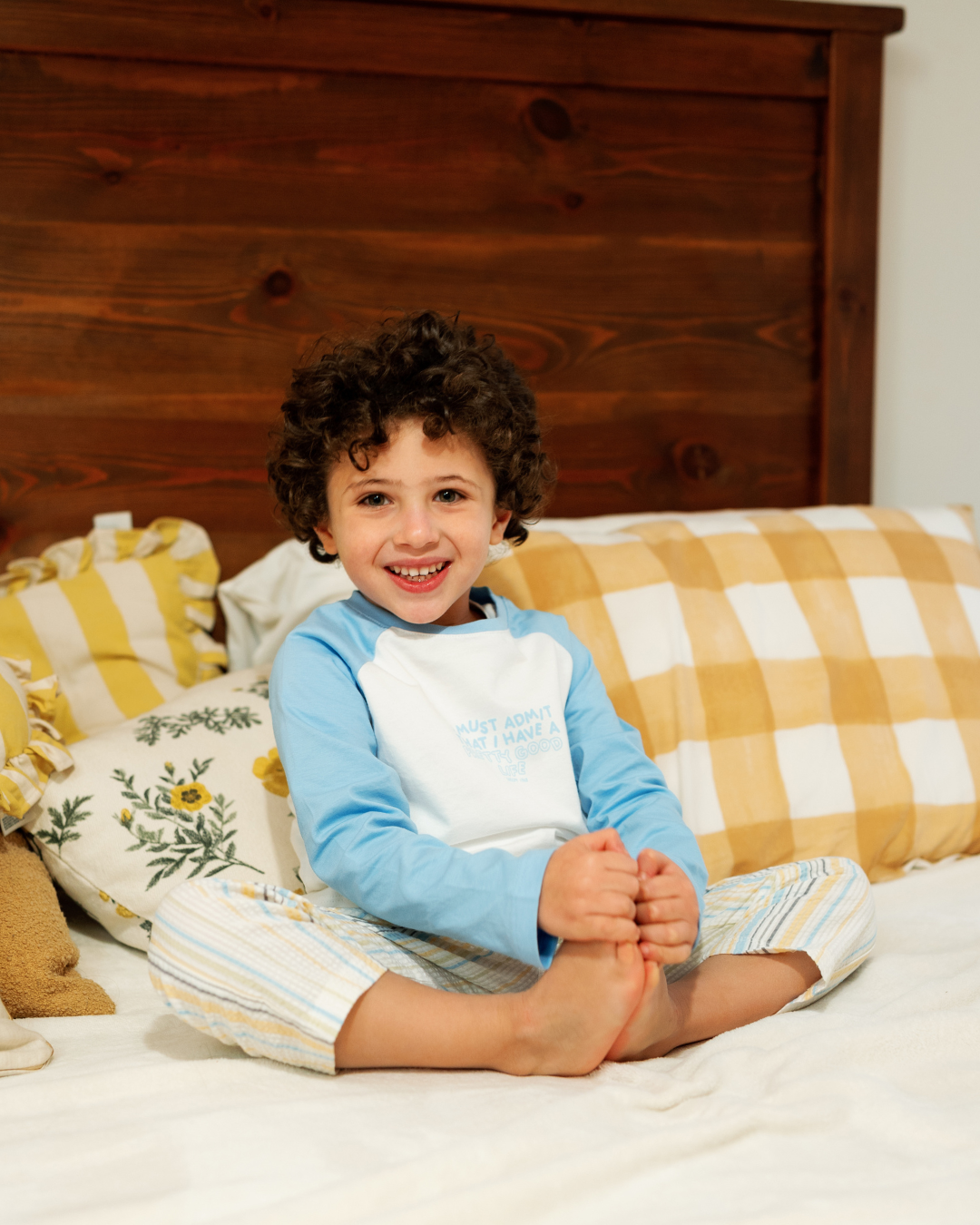 بيجاما اولادي بكم و بنطلون بخطوط باللوان الربيع