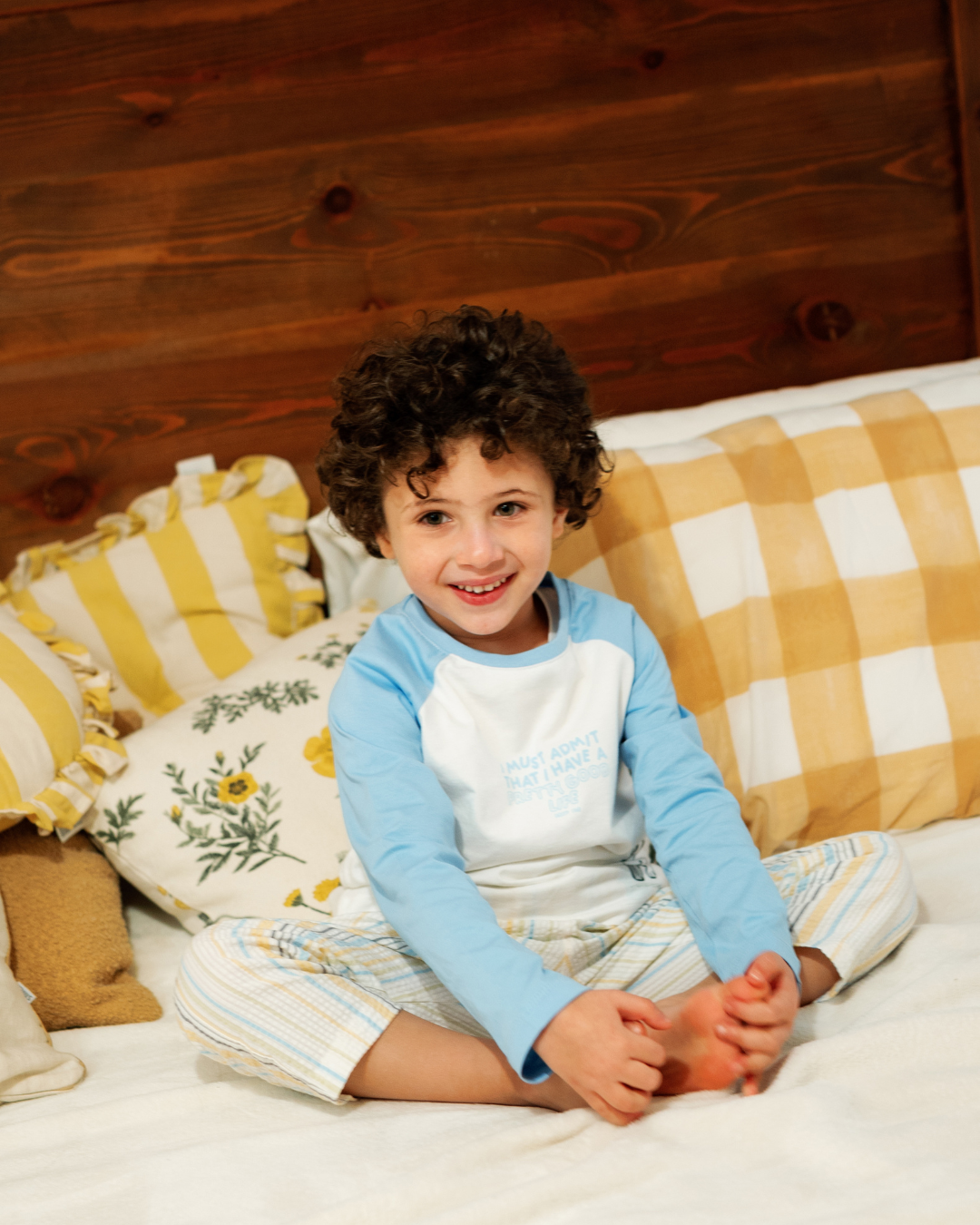 بيجاما اولادي بكم و بنطلون بخطوط باللوان الربيع