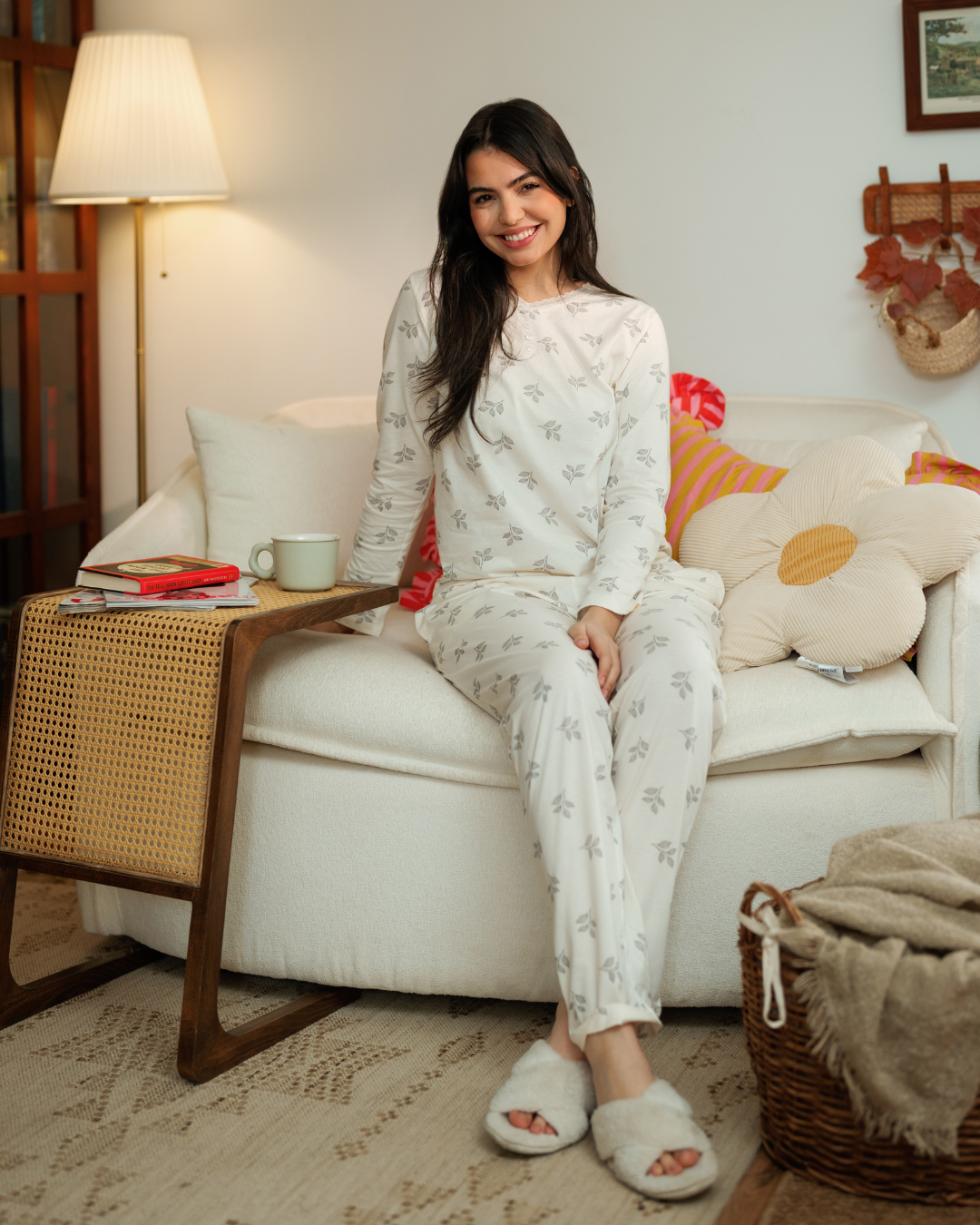 بيجاما حريمى بكم مع دانتل