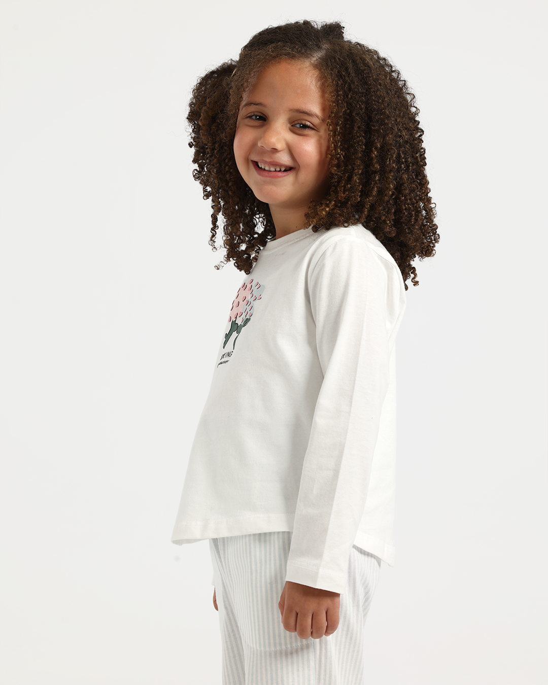 بيجاما بناتي بكُم ألوان الربيع