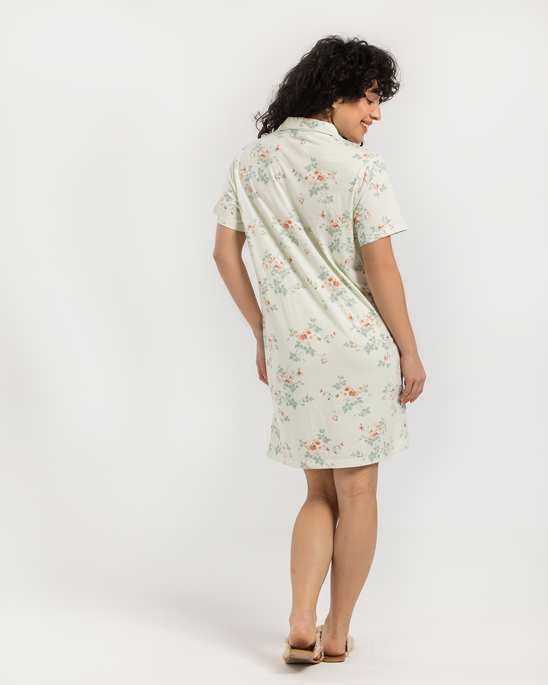 قميص بزراير قطن مودال ورود