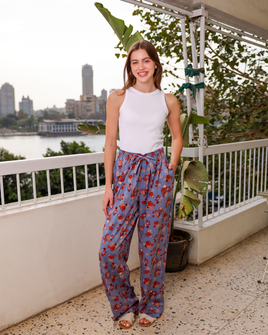 بنطلون فسكوز حريمي ورود ملونه