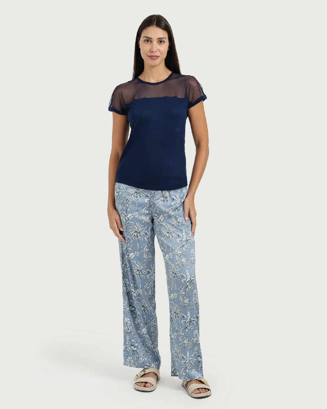 بيجاما حريمي لإطلالة جذابة