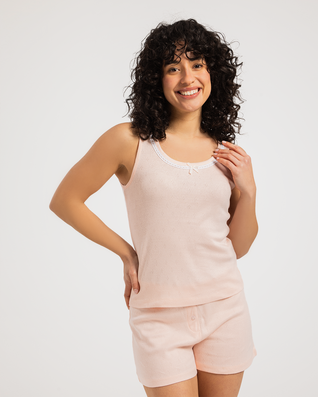 طقم شورت بدانتِل نسيم الصيف