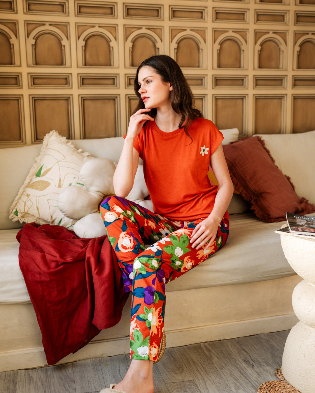 بيجاما نص كم بطبعة الورود البنفسجية