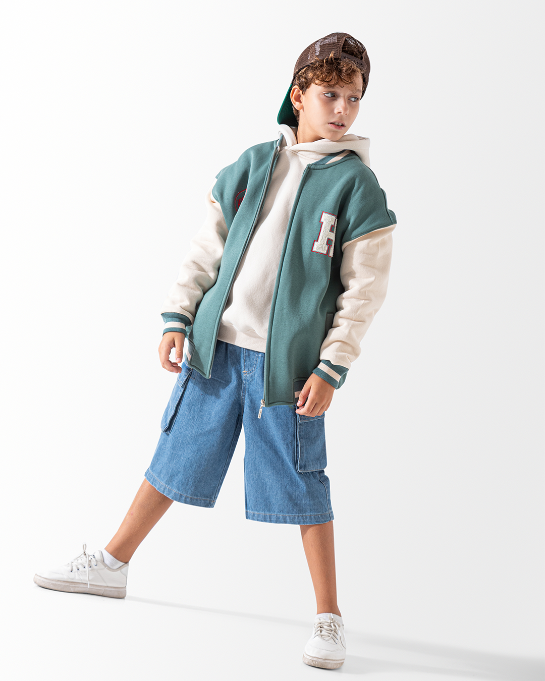 H جاكيت بيسبول  146 كريمي