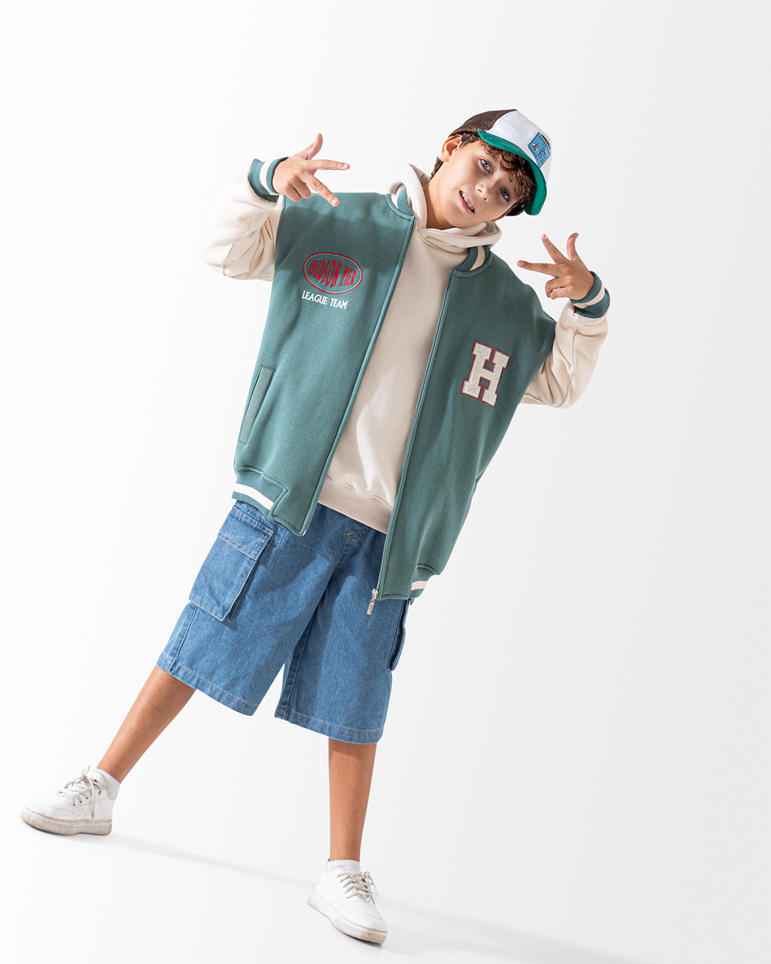 H جاكيت بيسبول  146 كريمي