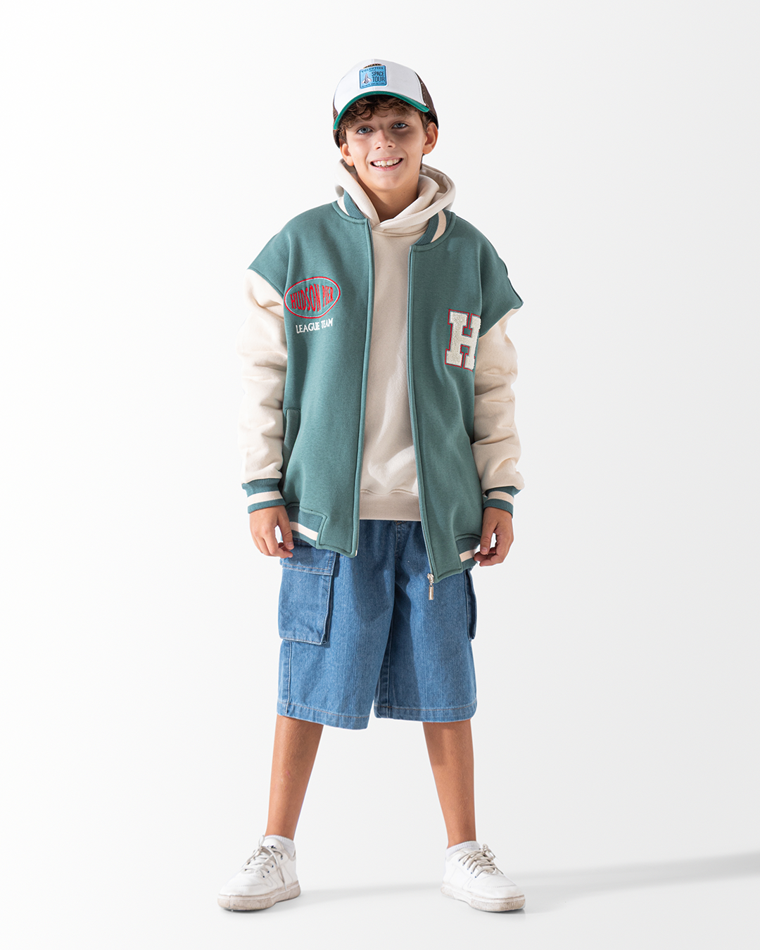 H جاكيت بيسبول  146 كريمي