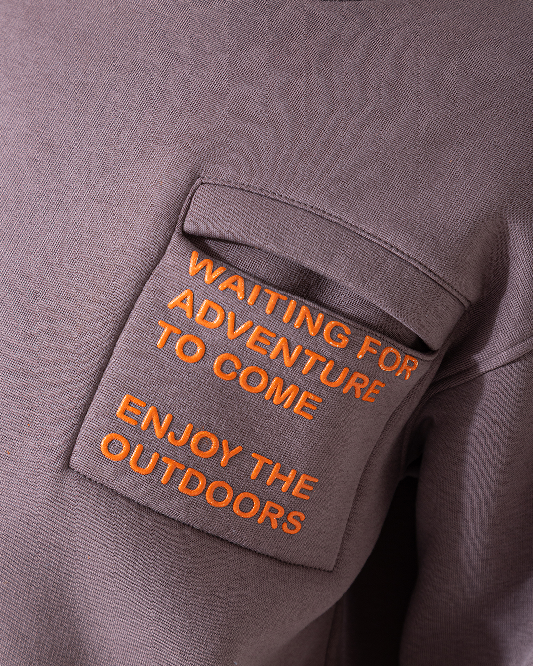 waiting for adventure  طقم اولادي